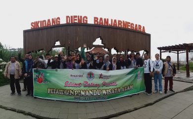 Pelatihan Pemandu Wisata Alam